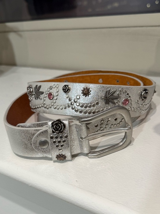 ROROR Rivet Pin Buckle Belt - Picture 2 of 8